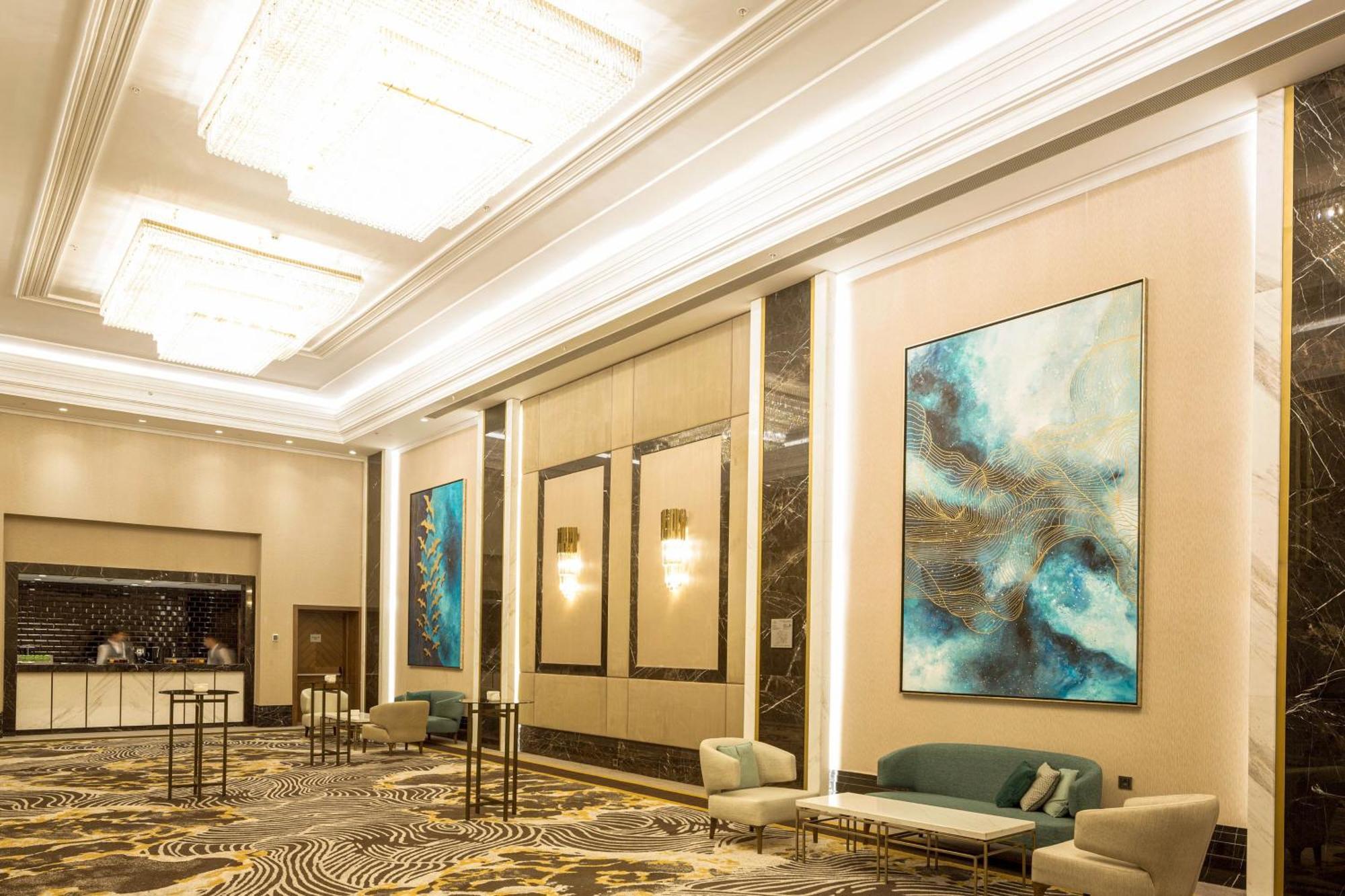 Sheraton Bischkek Exterior foto